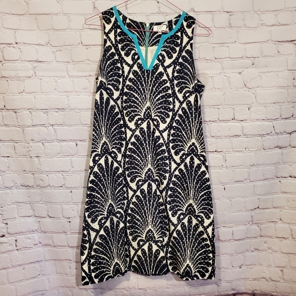 CROWN & IVY  BLUE AND WHITE EYELET COTTON TUNIC DRESS